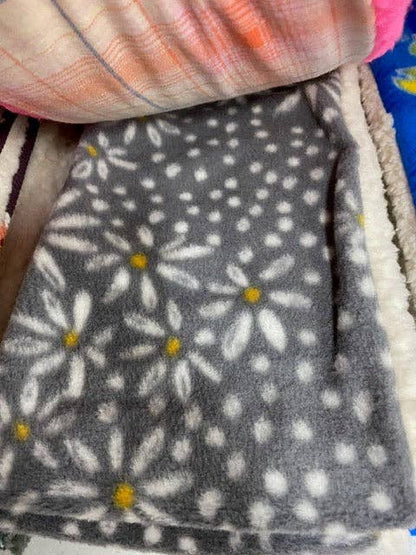 Daisy Cowboy Cowl