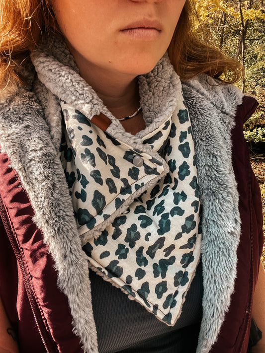 Cheetah Western Cowl