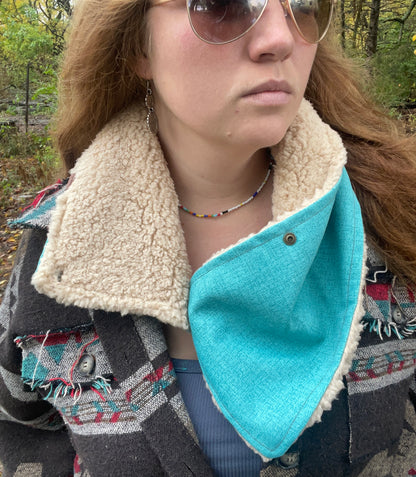 Turquoise western cowl